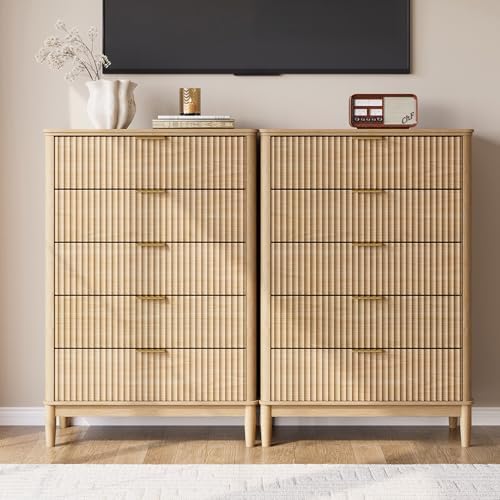 LINSY HOME Fluted 5 Drawers Dresser, 46" Tall Modern Chest of Drawers, Curved Profile Design, Mid Century Wood Dresser with Metal Handle for Bedroom, Living Room, Hallway, Entryway, Oak