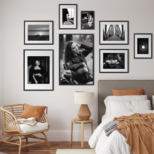 puthiac 16x24 Solid Oak Wood Picture Frame, Black, 1 Pack