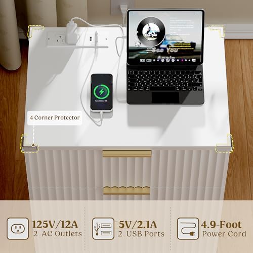 3 Drawers Nightstands Set of 2 w/Charging Station, Modern Fluted Dresser