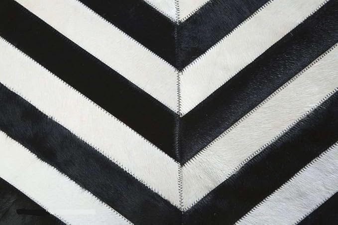Round Cowhide Faux Leather Area Rug 10×10 ft – Black & White Modern Luxury Chevron Pattern Low Pile Carpet with Non-Slip Wool Backing, Soft Durable Living Room, Bedroom & Lounge Accent Rug