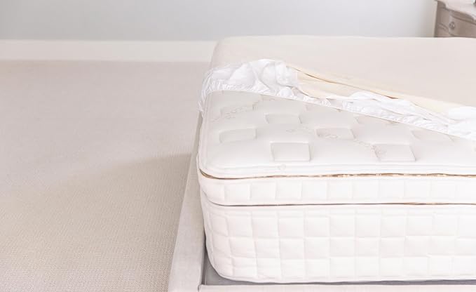 Naturepedic Organic Waterproof Mattress Protector Pad - Washable & Reusable Fitted Stretch Knit Mattress Cover - Highly Absorbent Bed Incontinence Pads - Breathable Cotton Protector for Full, 9"-16"