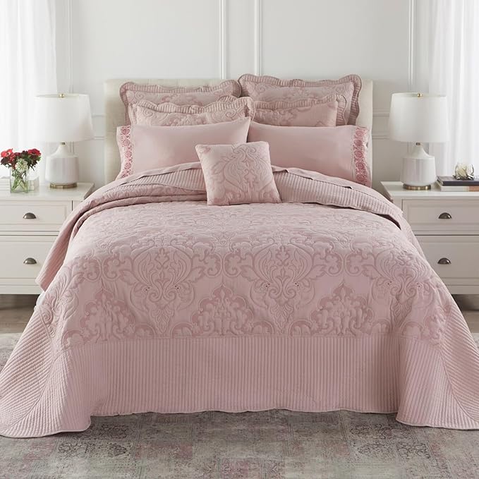 BrylaneHome Bedding Lightweight All Season Modern Amelia Quilted Damask Oversized Ultra Soft Bedspread - Queen, Ivory Lavender