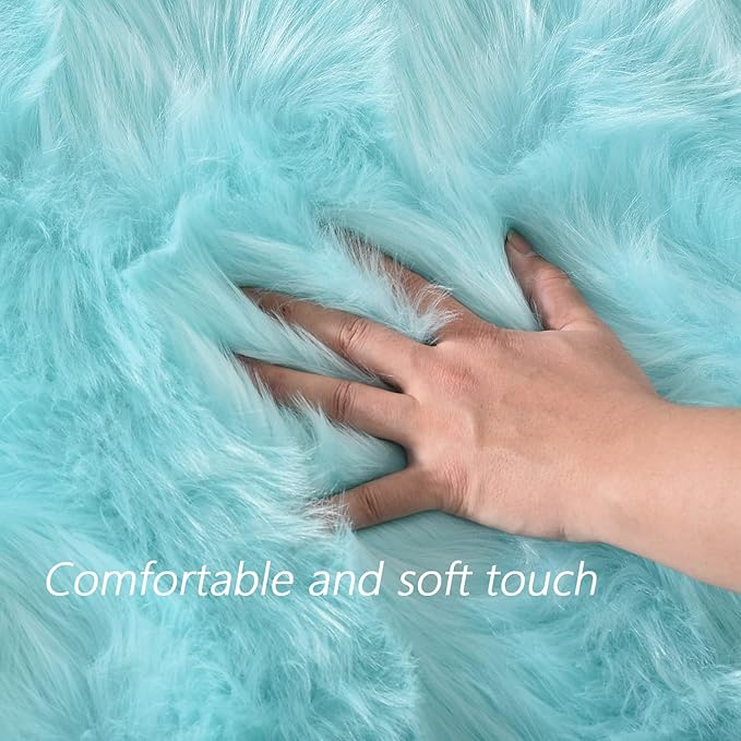Latepis Blue Fur Circle Round Rugs 4ft Faux Sheepskin Rug Washable Fluffy Bedroom Rug Soft Bedside Boho Rugs Cute Room Décor