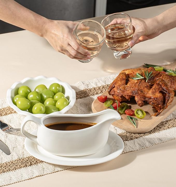 Dizada Gravy Boat with Saucer 19 Oz Set of 2 - White Porcelain Gravy Bowl, Ceramic Sauce Dispenser for Turkey, Dressing, Creamer, Microwave Dishwasher Safe