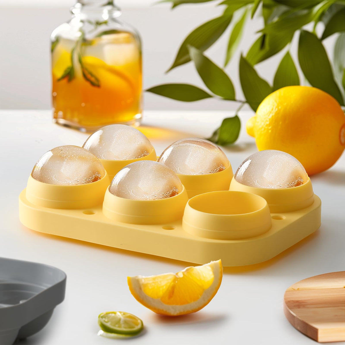 Winrock 2.5inch Spherical Ice Ball Tray For Whiskey, Big Ice Freezer Mold for Cocktails，Easy Fill In & Release Ice Cube Mold, Durable &Reusable Spherical Ice Maker (Sunshine)