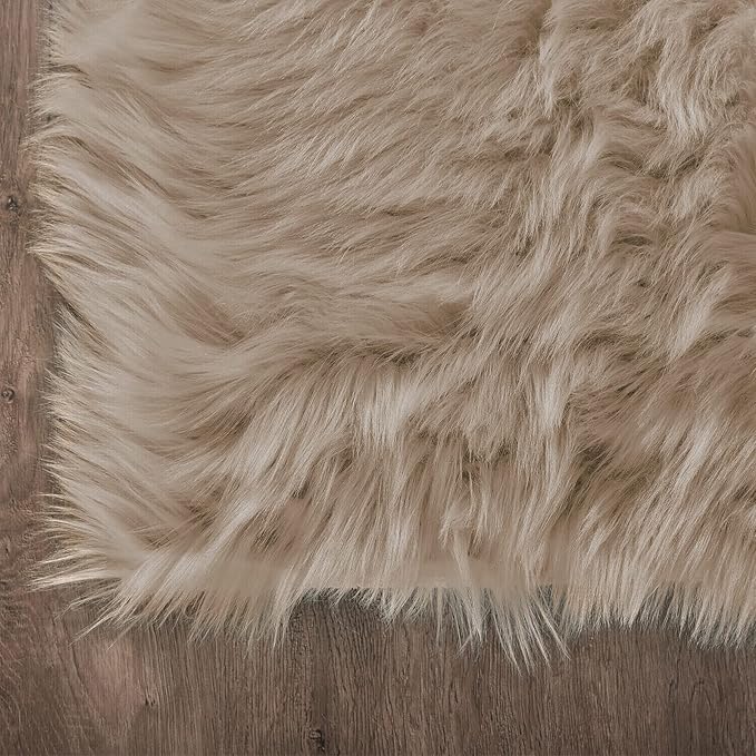 Latepis Shag Area Rugs 4x6 Machine Washable Faux Fur Rug Brown Beige Fluffy Carpet for Living Room Shaggy Plush Rug for Bedroom Floor Home Decor Rectangle