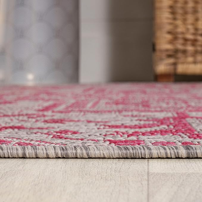 JONATHAN Y Boho Medallion Indoor Outdoor Area Rug 5X8 Light Gray/Fuchsia, Estrella Textured Weave for Backyard, Patio, Porch, Easy-Cleaning, High Traffic, Pet-Friendly, Non-Shedding (SMB105F-5)