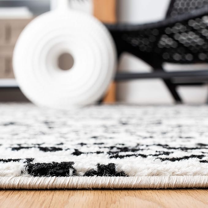SAFAVIEH Area Rug 12x15 - Tulum Collection - Large - Ivory & Black, Moroccan Boho Tribal Design, Non-Shedding & Easy to Clean, Ideal for Living Room, Bedroom, Dining Space (TUL272B)