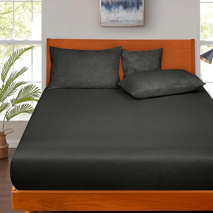ROYALE LINENS 300 Thread Count 100% Long Staple Combed Cotton Fitted Sheet Queen - Super Soft Deep Pocket Bottom Sheet - Fitted Sheets Only - Elastic Sheets (Queen, Black)