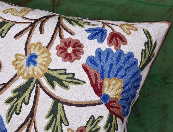 Dahlia Floral Pillow Cover - Cream Flower Pillowcase - Outdoor Cushion - Suzani Farmhouse Chair Throw - Traditional Chair Cushions - Hand Embroidered Wool Size - 18x18
