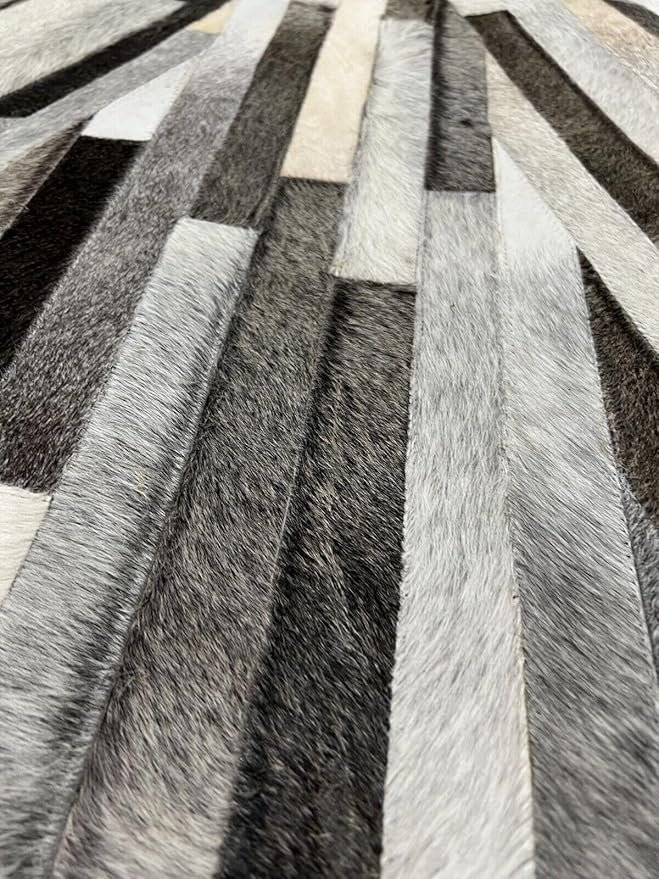 Faux Cowhide Round Area Rug | Non-Slip Leather Floor Carpet for Living Room, Bedroom, and Home Décor | Modern Stylish Accent Rug(Grey_8x8)