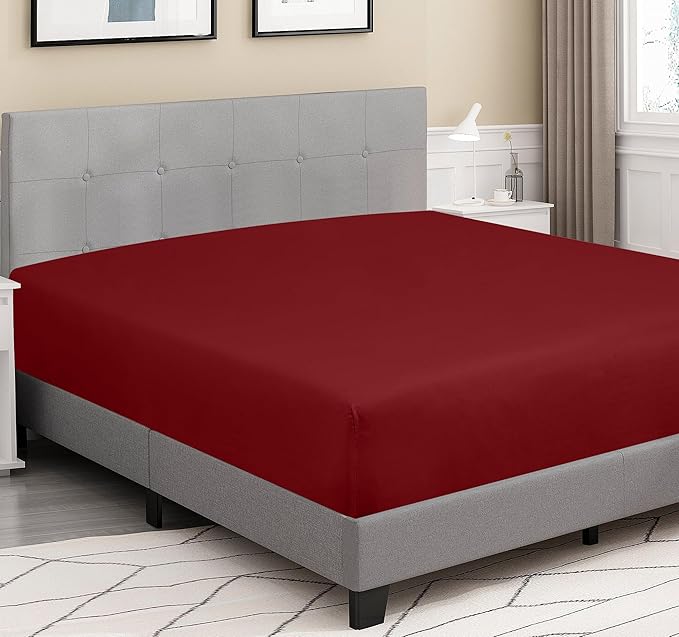 ROYALE LINENS 300 Thread Count 100% Long Staple Combed Cotton Fitted Sheet Full - Super Soft Deep Pocket Bottom Sheet - Fitted Sheets Only - Elastic Sheets (Full, Red)