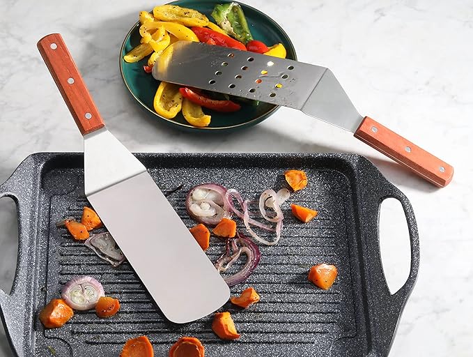 New Star Foodservice 36336 Grill Turner/Spatula, 14.5-Inch