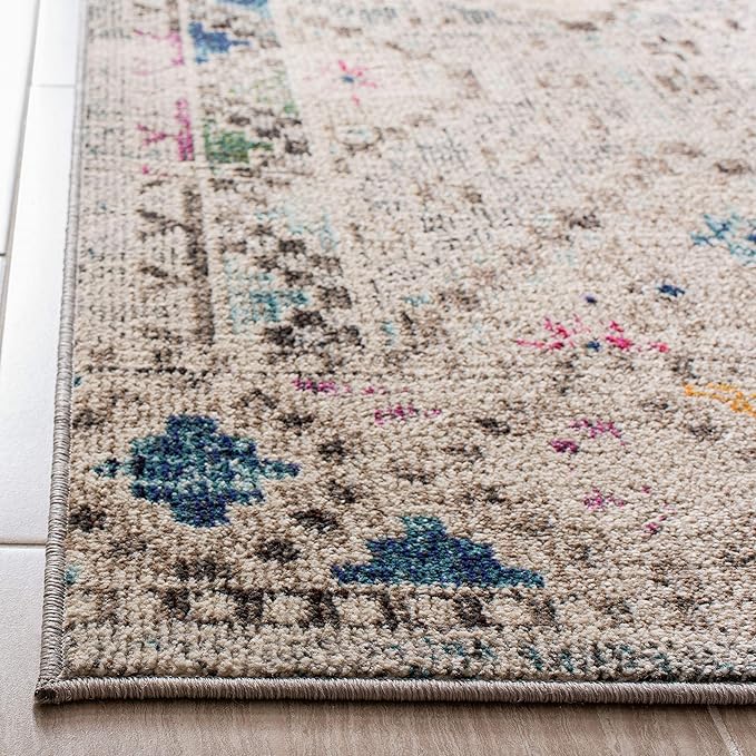 SAFAVIEH Madison Collection Accent Rug - 3' x 5', Grey & Yellow, Boho Diamond Distressed Design, Non-Shedding & Easy Care, Ideal for High Traffic Areas in Entryway, Living Room, Bedroom (MAD418F)