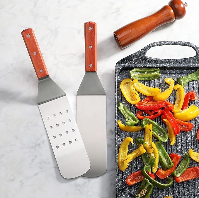 New Star Foodservice 36336 Grill Turner/Spatula, 14.5-Inch
