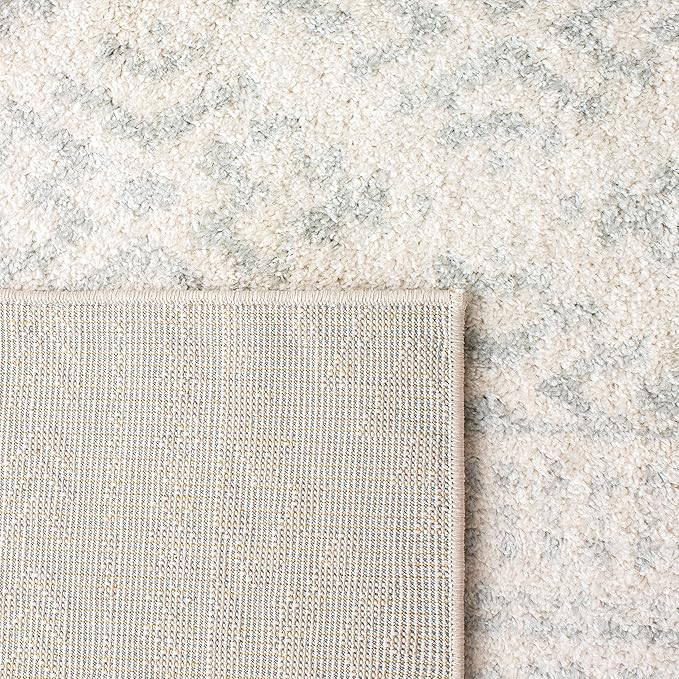SAFAVIEH Tulum Collection Runner Rug - 2' x 11', Ivory & Light Grey, Moroccan Boho Tribal Design, Non-Shedding & Easy to Clean, Ideal for Living Room, Hallway, Foyer, Entryway, Bedroom (TUL272G)