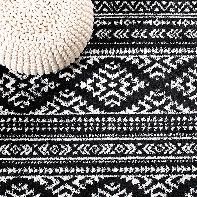 SAFAVIEH Tulum Collection Area Rug - 3' Square, Black & Ivory, Moroccan Boho Tribal Design, Non-Shedding & Easy to Clean, Ideal for Entryway, Foyer, Accent Space, Bedroom (TUL272Z)