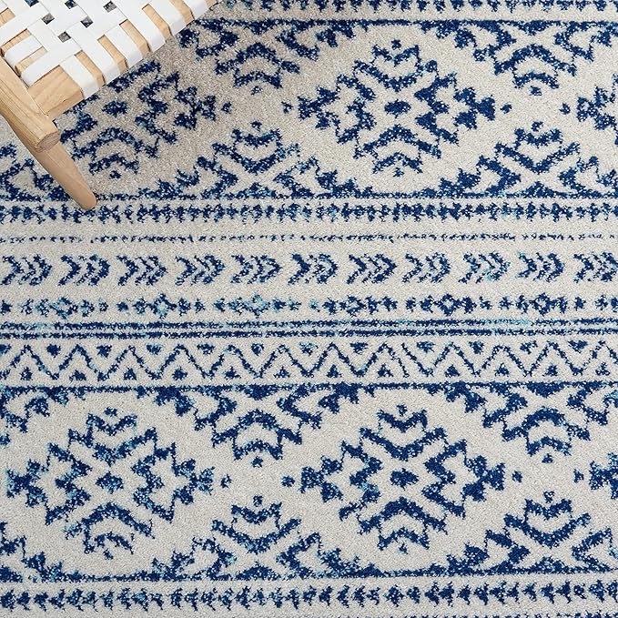 SAFAVIEH Tulum Collection Area Rug - 6'7" Square, Ivory & Navy, Moroccan Boho Tribal Design, Non-Shedding & Easy to Clean, Ideal for Living Room, Bedroom, Dining Space (TUL272D)