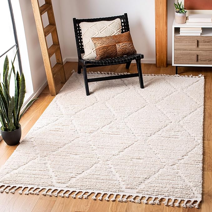 SAFAVIEH Marrakech Collection Area Rug - 6'7" Square, Beige, Moroccan Boho Tribal Tassel Design, Non-Shedding & Easy Care, Ideal for High Traffic Areas in Living Room, Bedroom (MRK517C)
