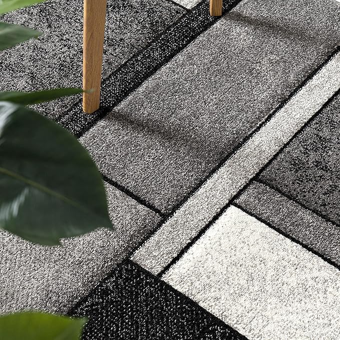 Paco Home Runner Rug Modern Geometric Pattern in Grey White, Size: 2'8" x 9'10"