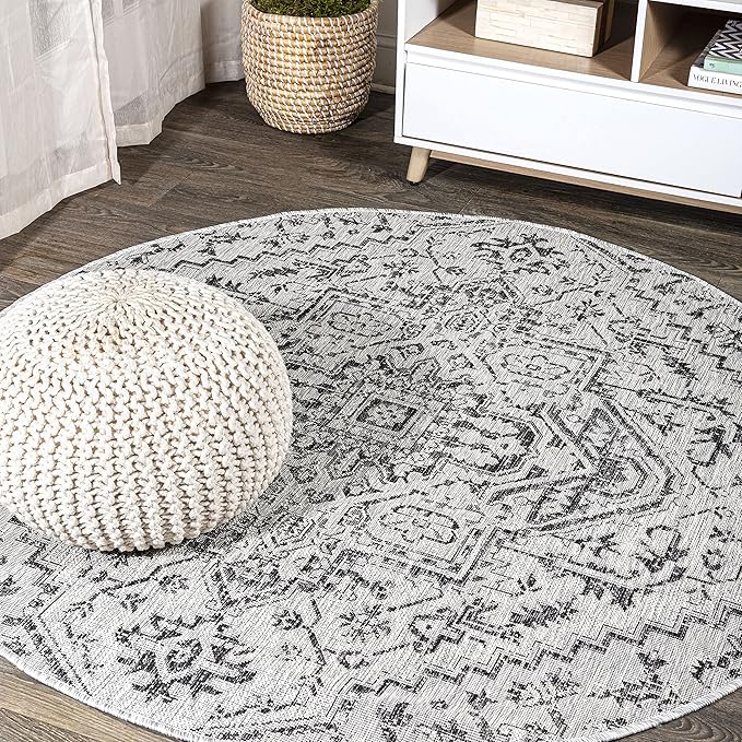 JONATHAN Y Boho Medallion Indoor Outdoor Round Area Rug 8 Ft Black/Gray, Estrella Textured Weave for Backyard, Patio, Porch, Easy-Cleaning, High Traffic, Pet-Friendly, Non-Shedding (SMB105D-8R)