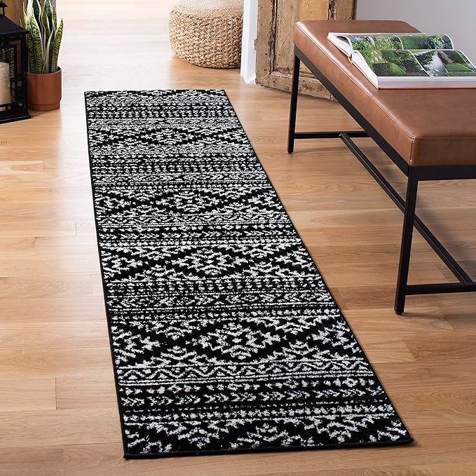 SAFAVIEH Tulum Collection Runner Rug - 2' x 21', Black & Ivory, Moroccan Boho Tribal Design, Non-Shedding & Easy to Clean, Ideal for Living Room, Hallway, Foyer, Bedroom (TUL272Z)