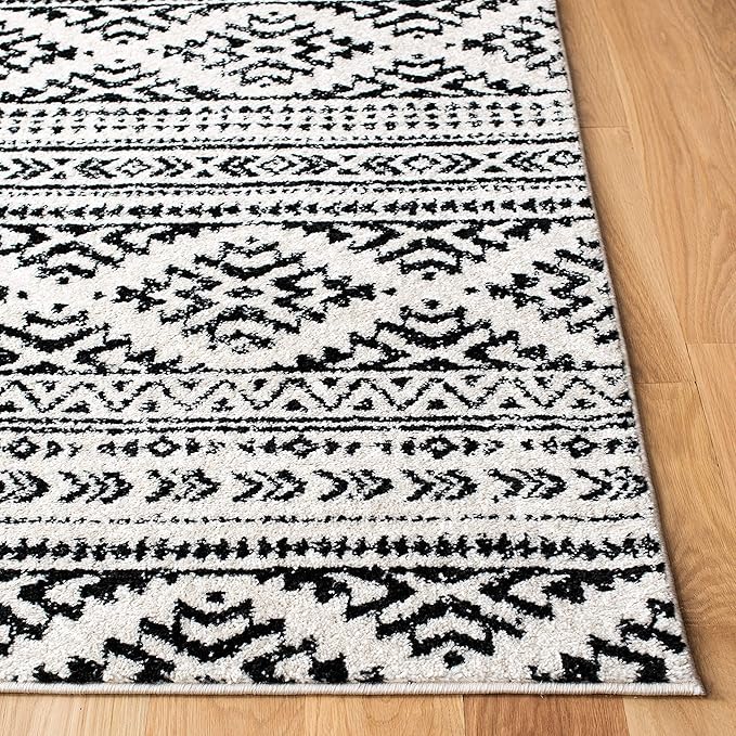 SAFAVIEH Tulum Collection Runner Rug - 2' x 9', Ivory & Black, Moroccan Boho Tribal Design, Non-Shedding & Easy to Clean, Ideal for Living Room, Hallway, Foyer, Entryway, Bedroom (TUL272B)