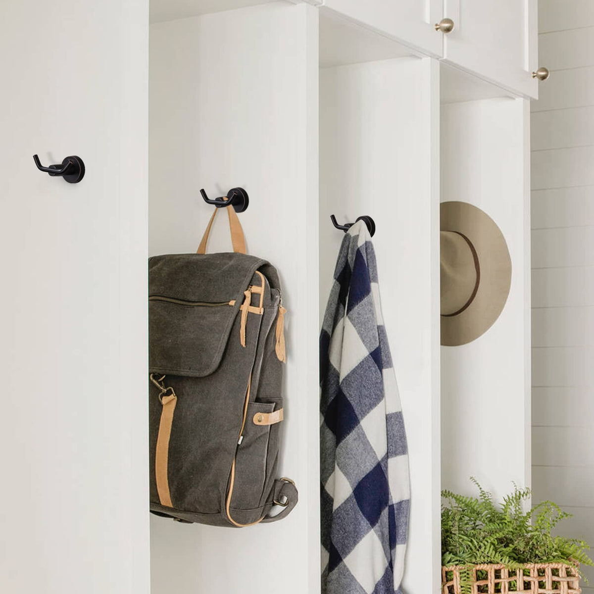 ARCORA Oil Rubbed Bronze Towel Hooks – SUS 304 Stainless Steel, Heavy-Duty Wall Mount (1 Pack)